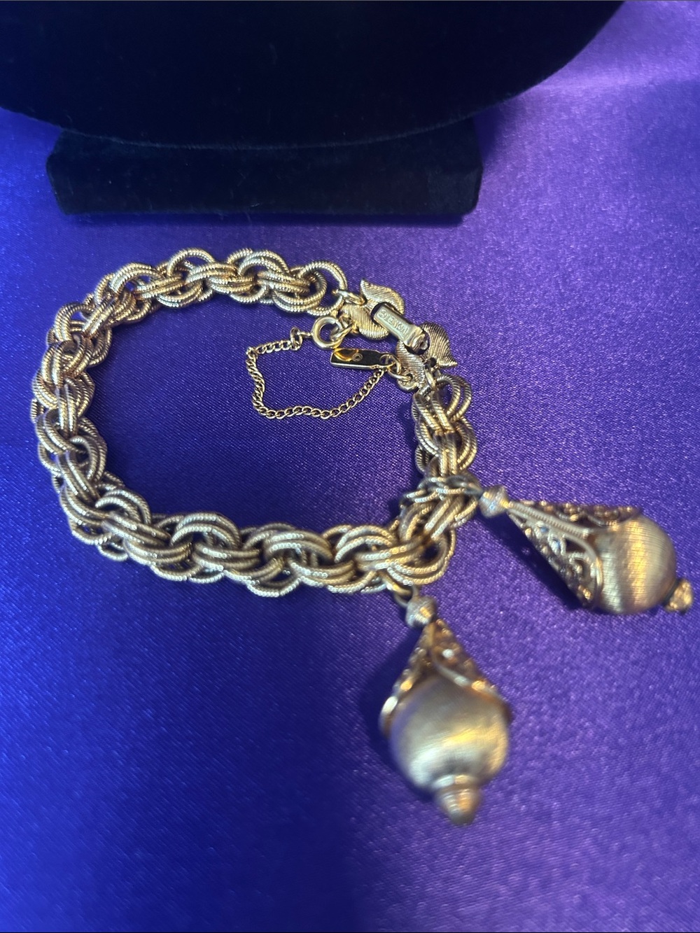 Monet Bolero Lariat Gold-Tone Filigree Drop Pendant Necklace and Bracelet Set - Picture 3 of 8